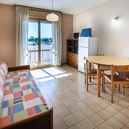 Apartament Riviera *