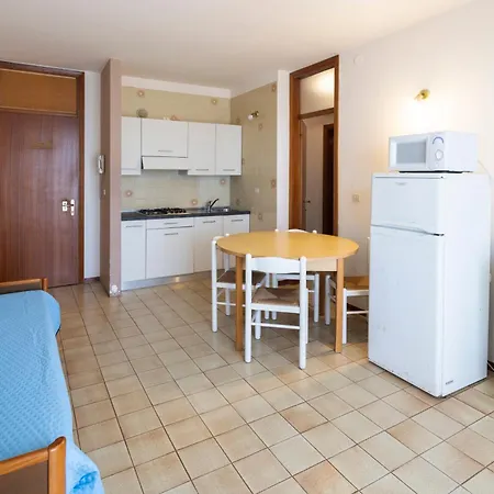 Riviera Apartament *
