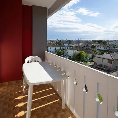 Apartament Riviera *